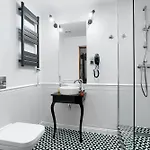1899 By Platinum