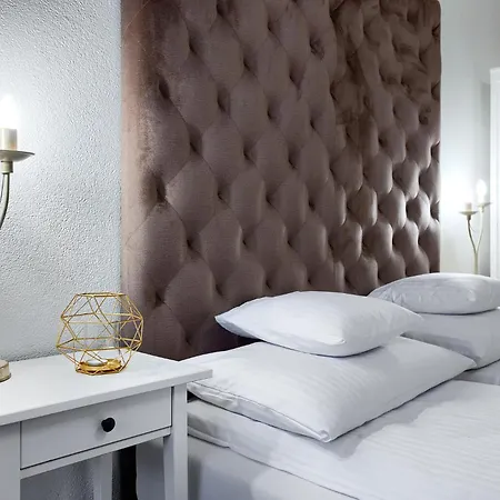 1899 By Platinum * Щецин