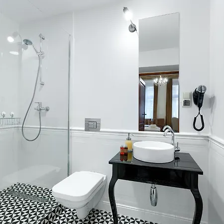 1899 By Platinum Апартаменты *