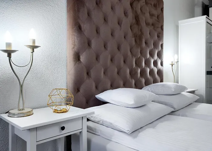 1899 By Platinum * 슈체친